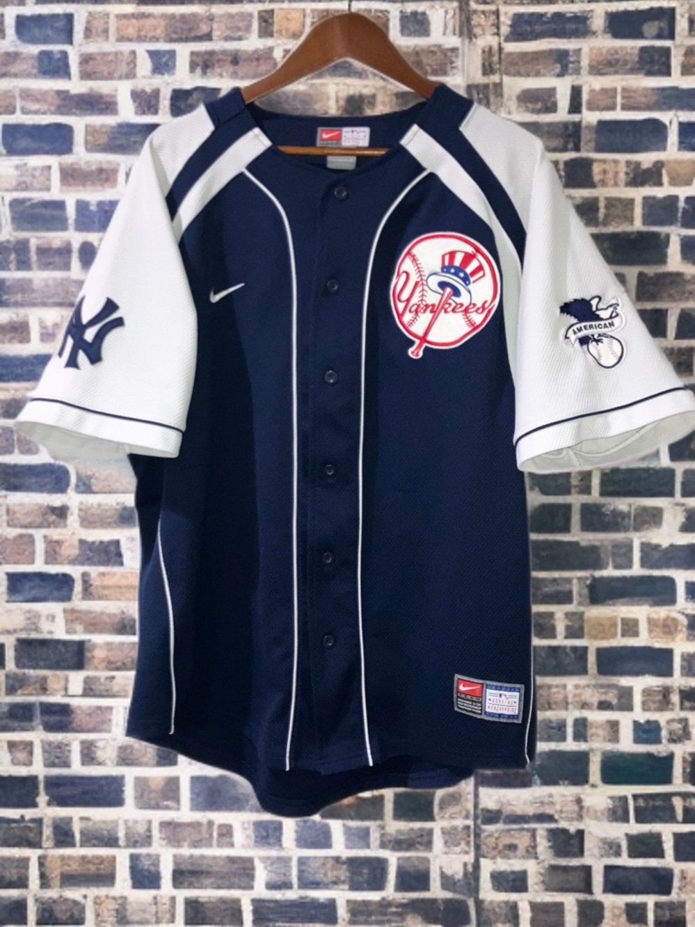 Nike New York Yankees MLB Team Genuine Merchandise Stitched Jersey Men Medium